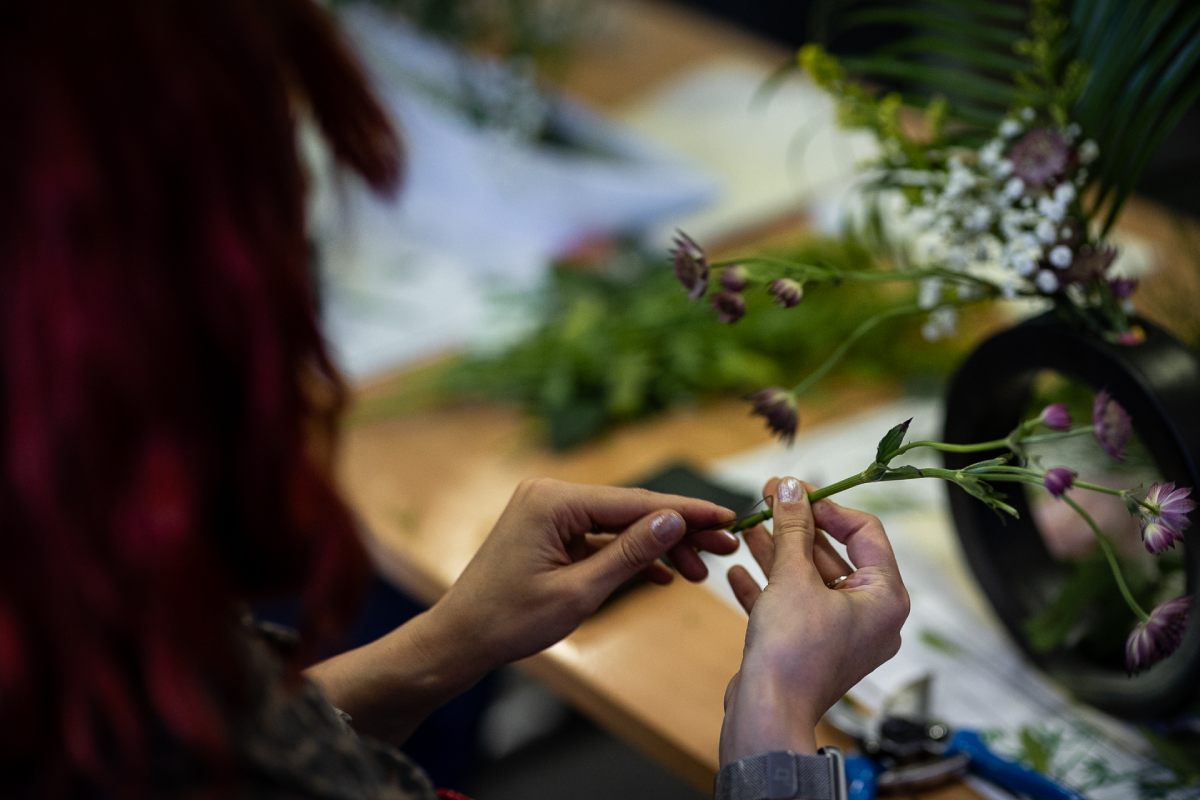 ikebana, warsztaty, muzeum manggha, japonia, niezła sztuka