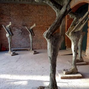 Bożenna Biskupska, Jednonogi, sztuka polska, sztuka współczesna, kobiety w sztuce, Niezła Sztuka