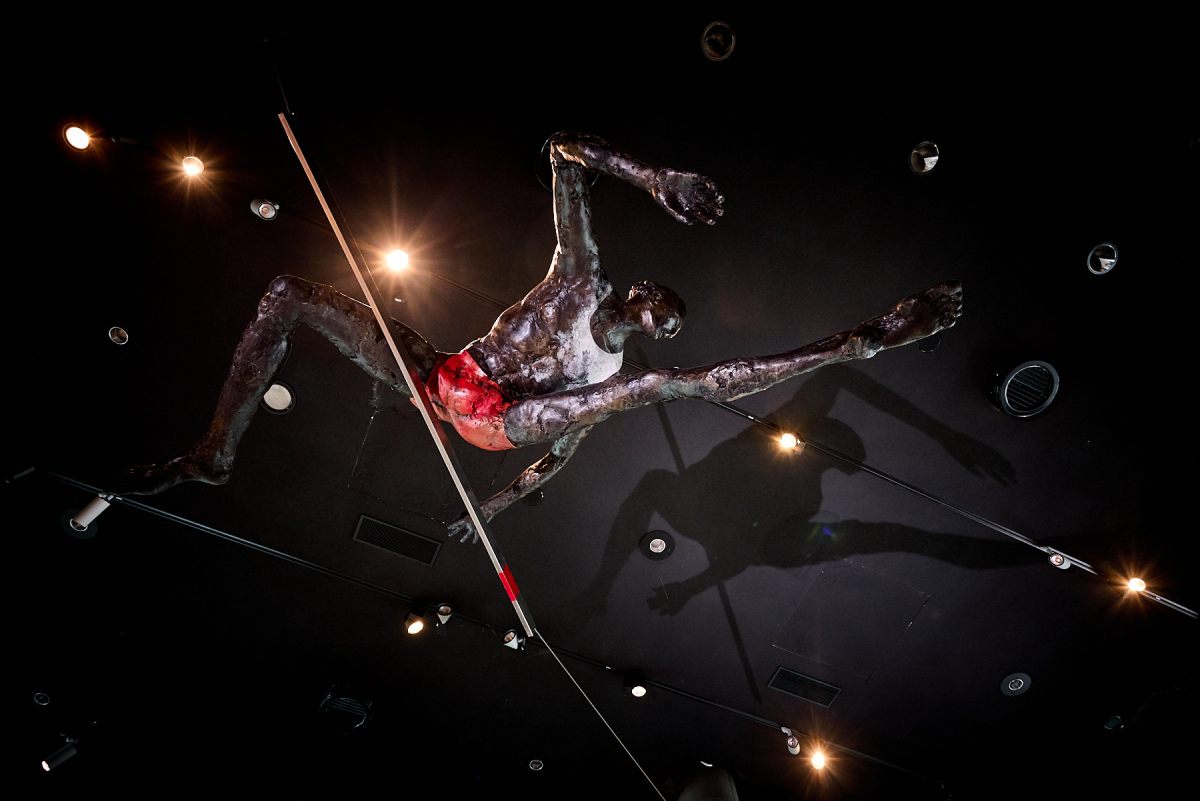 Jerzy „Jotka” Kędziora, Ostatni płotek, Centrum Olimpijskie w Warszawie, Polski Komitet Olimpijski, sztuka polska, sztuka współczesna, rzeźba, niezła sztuka