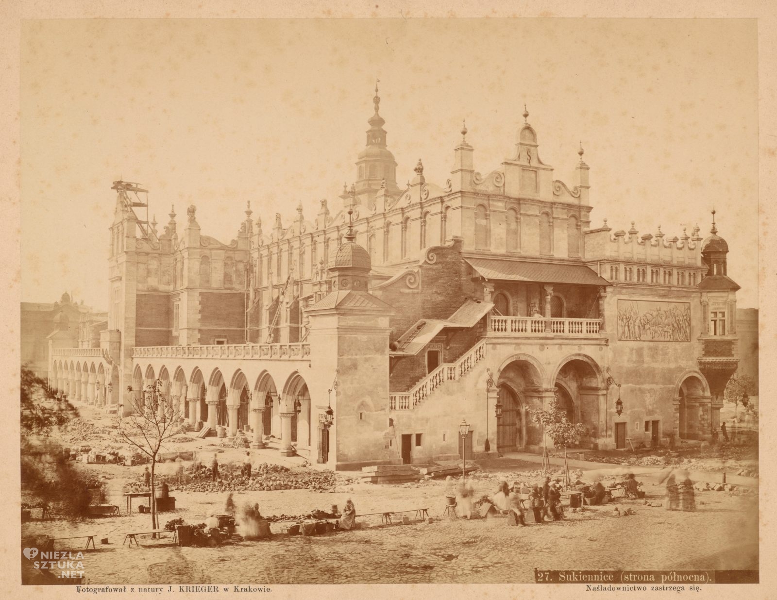 Sukiennice - strona północna, zakład fotograficzny Ignacego Kriegera, Kraków w XIX wieku, zdjęcie, fotografia, archiwum, niezła sztuka
