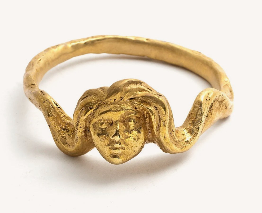 Alberto Giacometti, Bransoletka z twarzą chimery lub najady, Schiaparelli, biżuteria, sztuka szwajcarska, sztuka współczesna, niezła sztuka