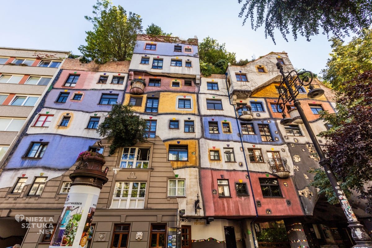 Hundertwasserhaus, Wiedeń nieoczywisty, co zobaczyć w Wiedniu, przewodnik po Wiedniu, niezła sztuka
