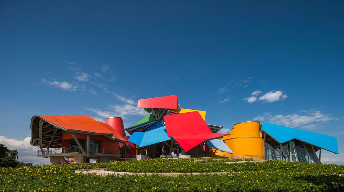 Biomuseum. Panama Museum of Biodiversity, Designerskie muzea świata, niezwykłe budynki, architektura, Najbardziej niezwykłe muzea na świecie, niezła sztuka