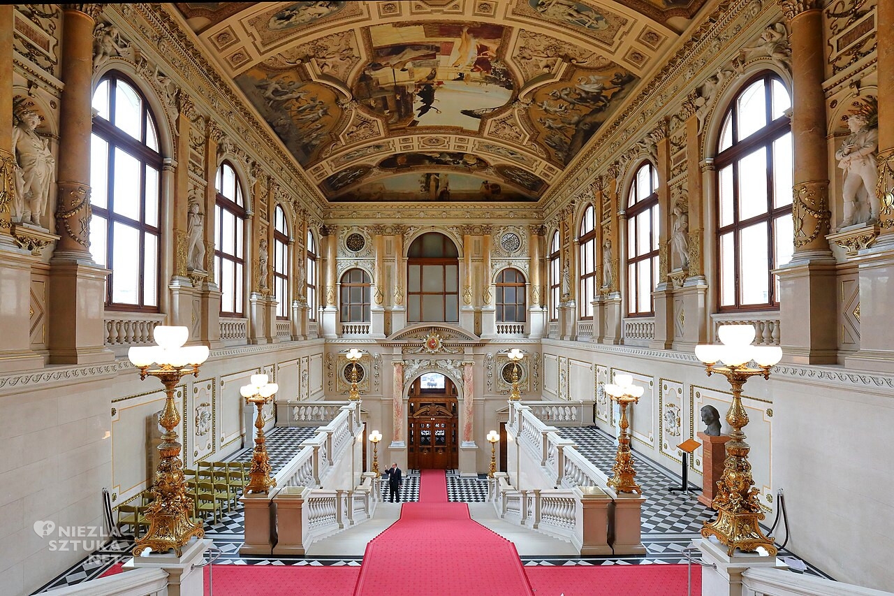 Główna klatka schodowa Burgtheater w Wiedniu, malowidła sufitowe Gustava Klimta w Burgtheater, Gustav Klimt, secesja, sztuka austriacka, niezła sztuka
