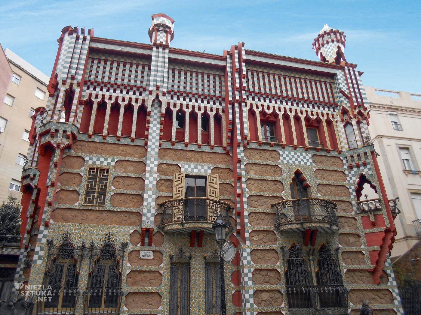 Fasada Casa Vicens, Casa Vicens, Antonio Gaudí, Antoni Gaudi, architektura, secesja, Art Nouveau, Barcelona, sztuka hiszpańska, sztuka katalońska, niezła sztuka
