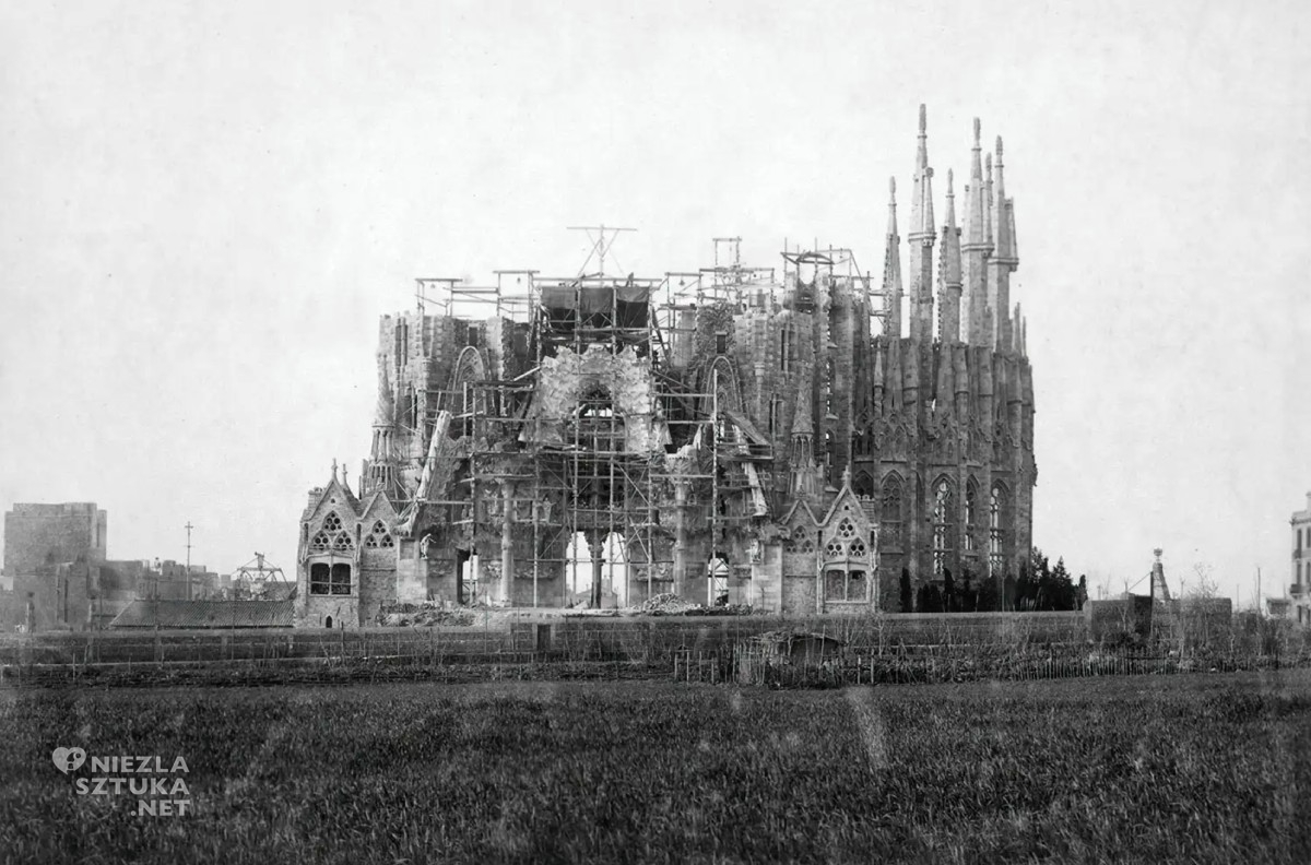 Sagrada Família, Antoni Gaudí, Antonio Gaudi, archiwum, architektura, secesja, Art Nouveau, Barcelona, sztuka hiszpańska, sztuka katalońska, niezła sztuka