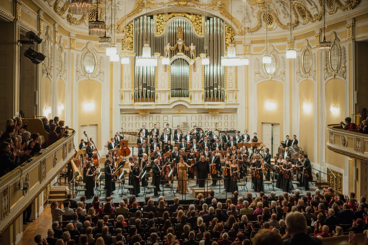 Stiftung Mozarteum, Wielka Sala, Tourism Salzburg GmbH, Austria, co zobaczyć w Austrii, przewodnik po Austrii, Niezla Sztuka