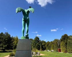 Mistrzowie rzeźby w Pabianicach, Aflopark, Igor Mitoraj, niezła sztuka