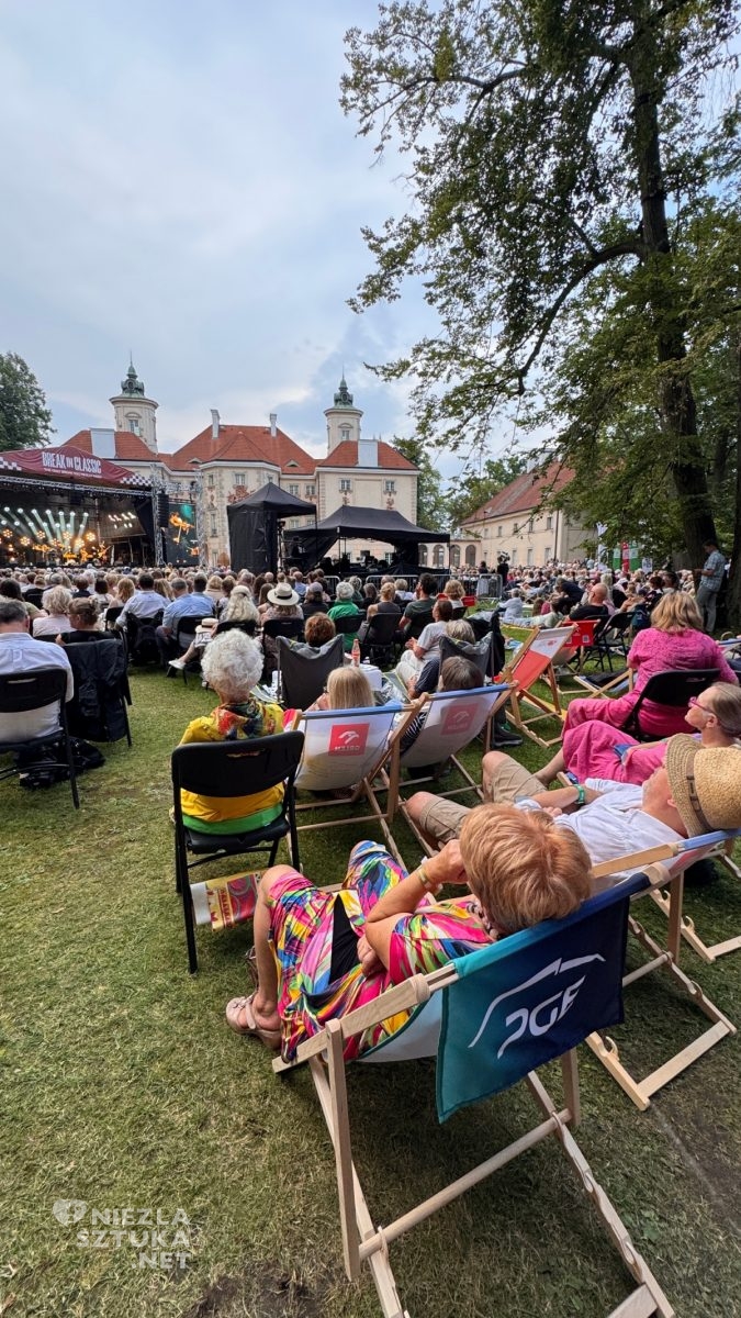 Break in Classic. Międzynarodowy Festiwal Muzyczny, relacja z wydarzenia, koncert muzyki klasycznej, Otwock Wielki, Muzeum Wnętrz w Otwocku Wielkim, życie kulturalne, festiwal muzyczny, niezła sztuka