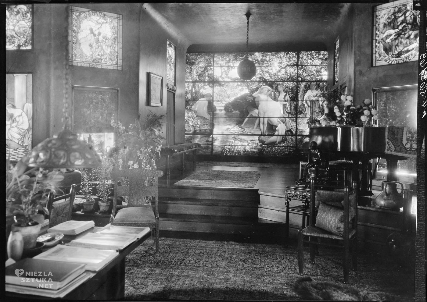 Wnętrze Laurelton Hall, Louis Comfort Tiffany, Niezła Sztuka