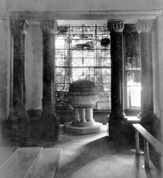 Kaplica Tiffani’ego, Louis Comfort Tiffany, witraż, Niezła Sztuka